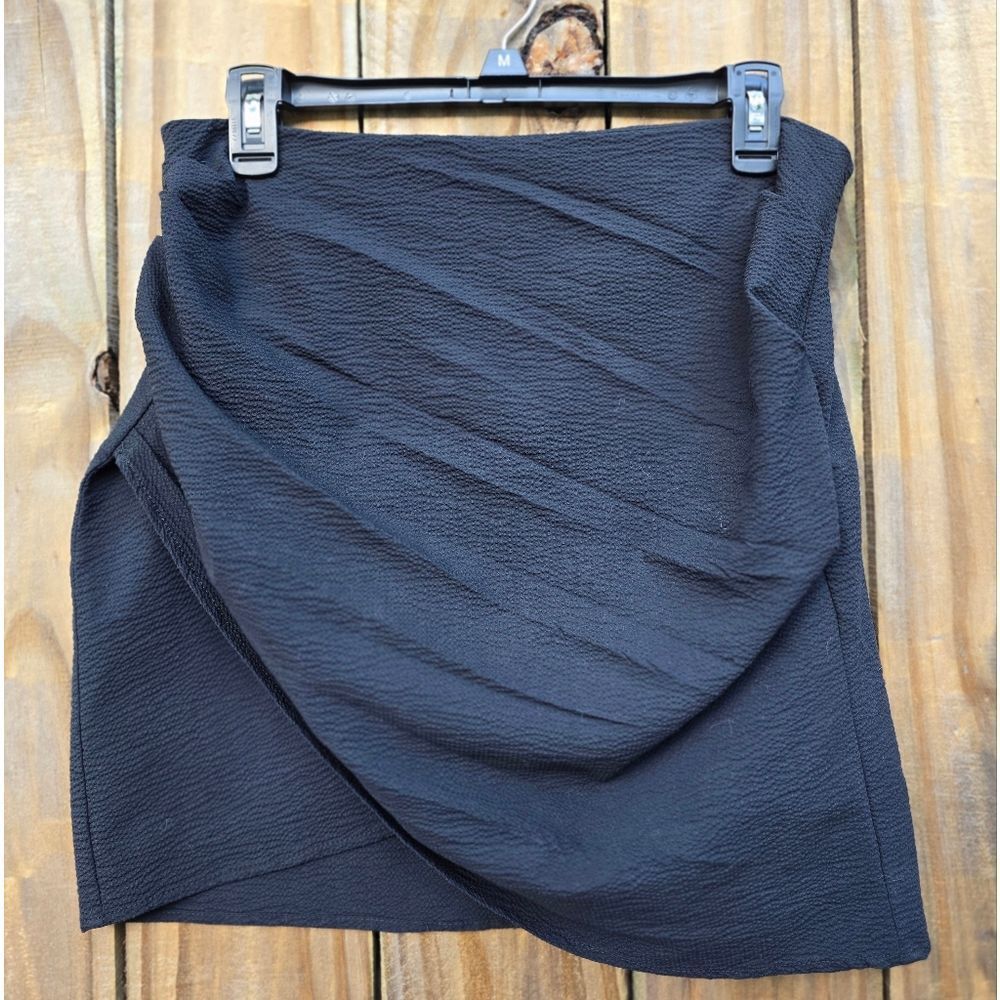 Zara Elegant Black Midi Skirt